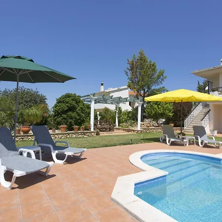 Lumineuse Avec Grande Piscine Pres D'albufeira - Pt-1-42 *